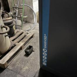 Pos. 2 Pos. 1-4 (Gesamtposition): Druckluftkompressor