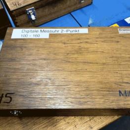 Pos. 45 Digital 2-point dial gauge