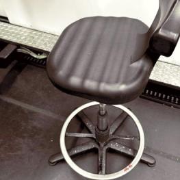 Pos. 155 Seating aid