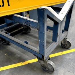 Pos. 158 2 transport trolleys