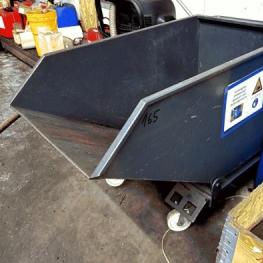 Pos. 165 Mobile chip tipping container