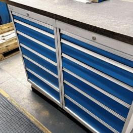 Pos. 217 Workbench combination