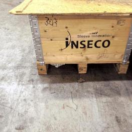 Pos. 303 2 wooden boxes