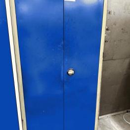 Pos. 352 Steel cabinet