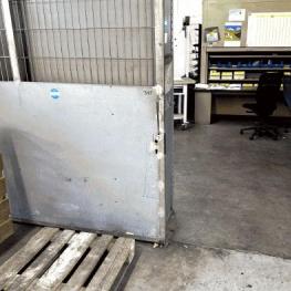 Pos. 355 Tool dispensing