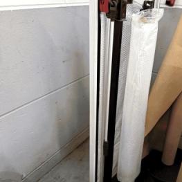 Pos. 402 Vertical material roll turning device