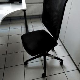 Pos. 519 Office swivel chair