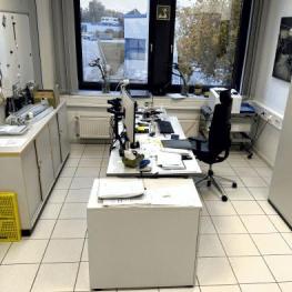 Pos. 535 Room contents management office