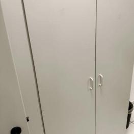 Pos. 543 Filing cabinet