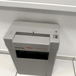 Pos. 565 Document shredder