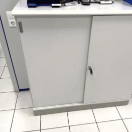 Pos. 569 Filing cabinet